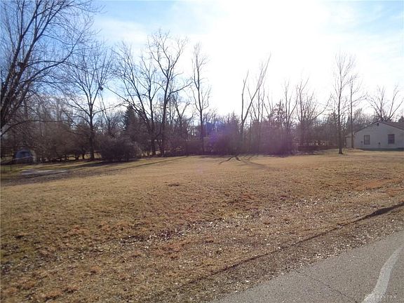 5th image of 2100 Patricia Dr