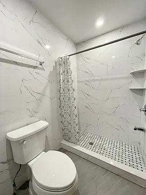 Rented by Momentum Real Estate LLC | media 3