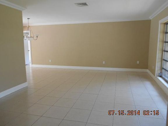 2nd image of 14721 Palmetto Palm Ave