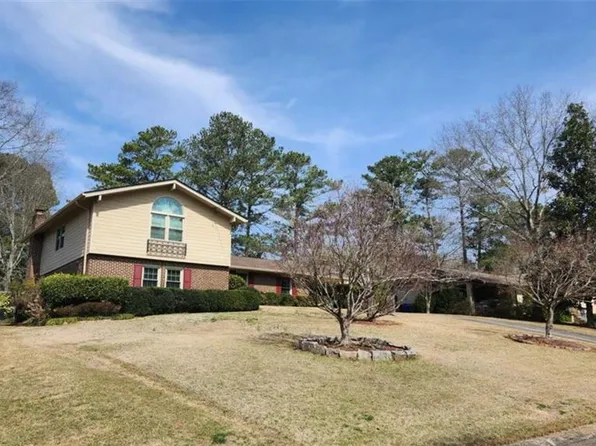 2886 Thornbriar Rd, Atlanta, GA 30340