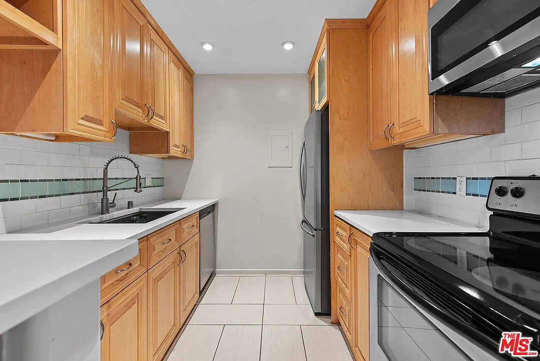 1 bed, 1.0 bath, 612 sqft, $2,450 — Photo 4