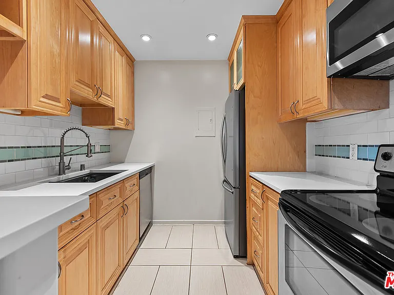 7742 Redlands St #D2044 — Photo 4