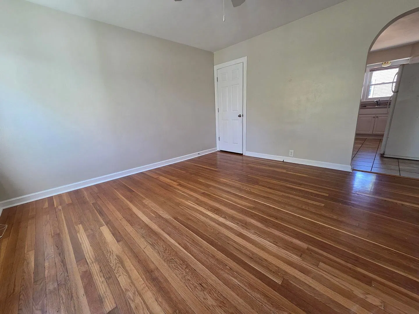 452 Bank St- 738 Edgehill Ave — Photo 3