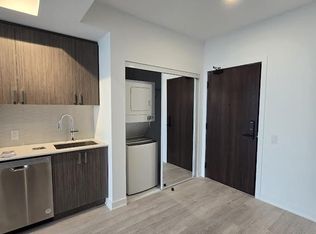 2782 Barton St E #1208, Hamilton, ON L8E 0L3