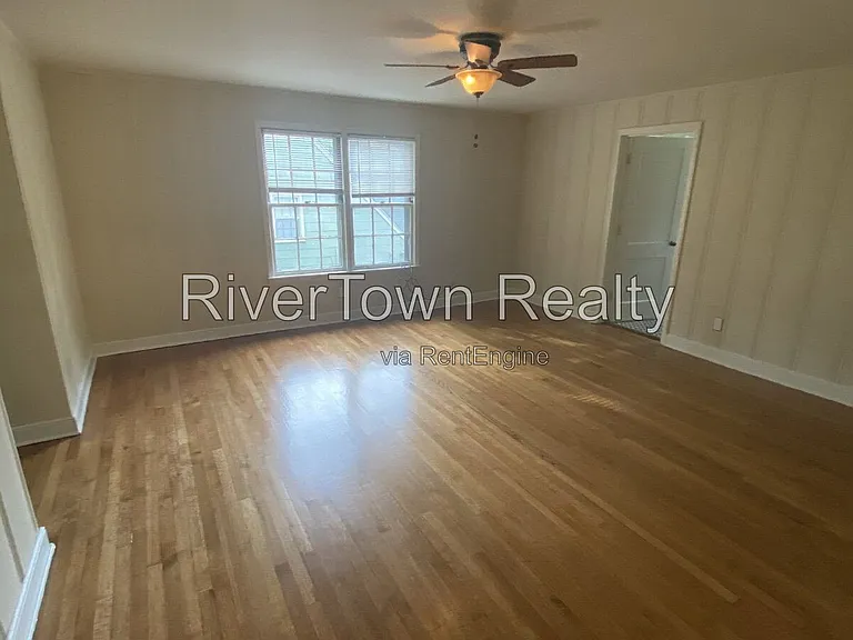 3570 Poplar Ave — Photo 14