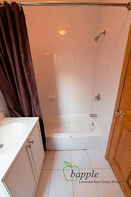 Rented by Bapple | media 17