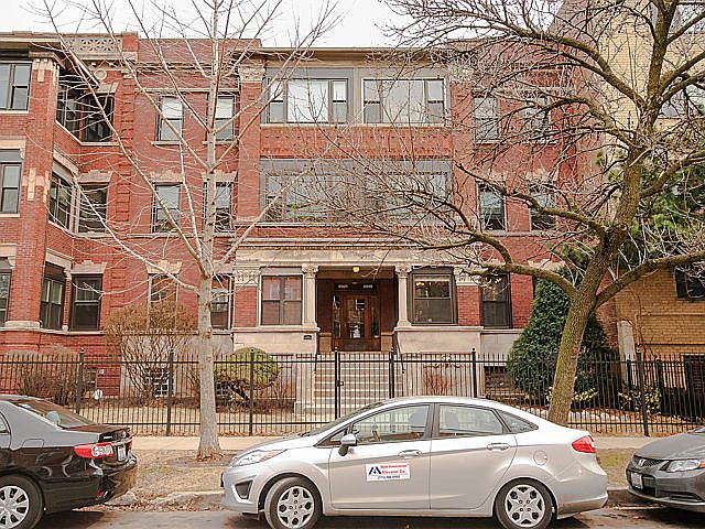 1st image of 5919 N Kenmore Ave APT 1