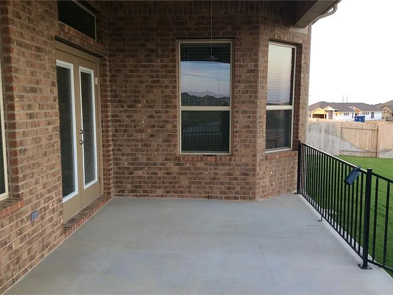 6224 Lake Teravista Way — Photo 29