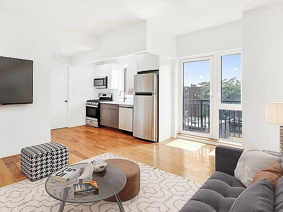 4th image of 469 Convent Ave #6C
