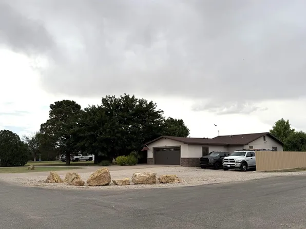 1002 Painted Pony Ln, Artesia, NM 88210