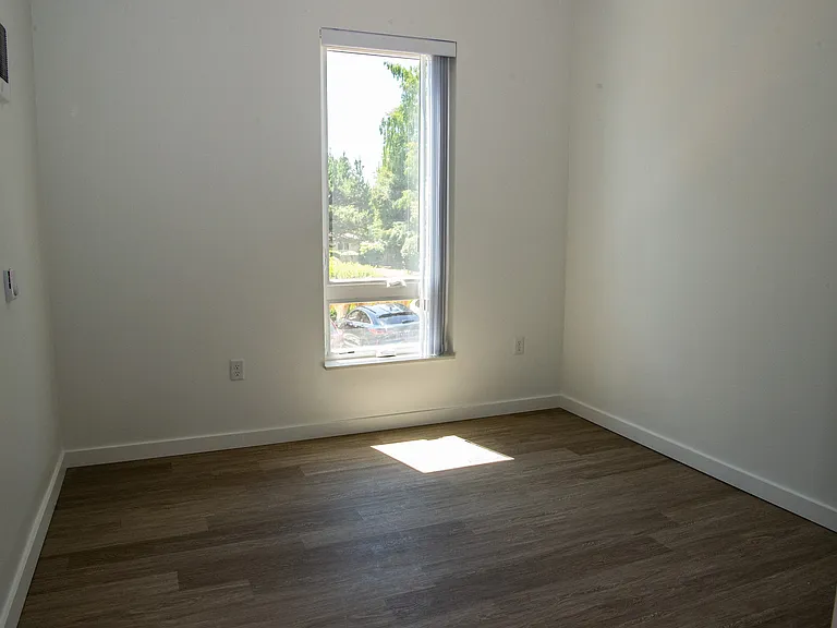 Terrace Glen — Photo 4
