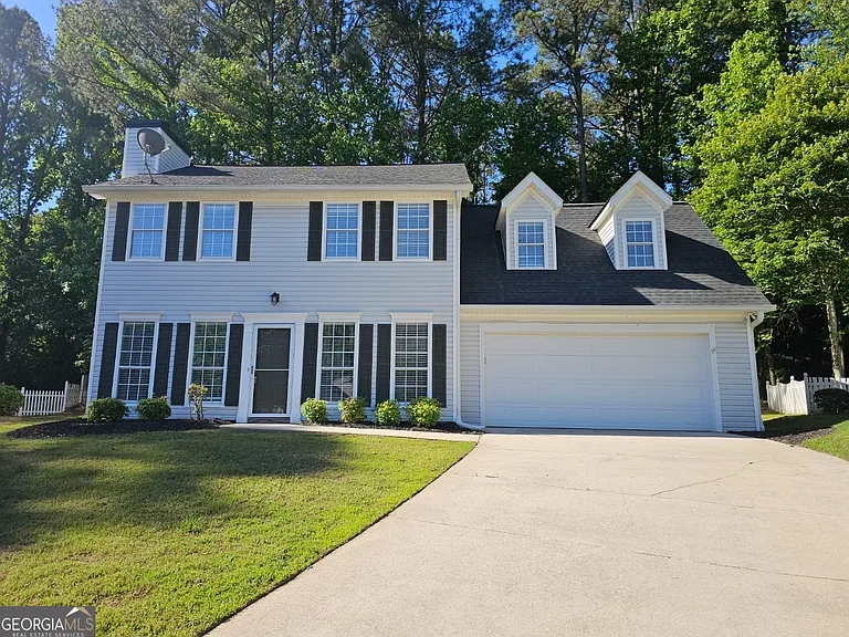 218 Preston Cir — Photo 1