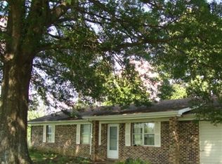 40 Marion Dodd Loop Rd, Trenton, TN 38382