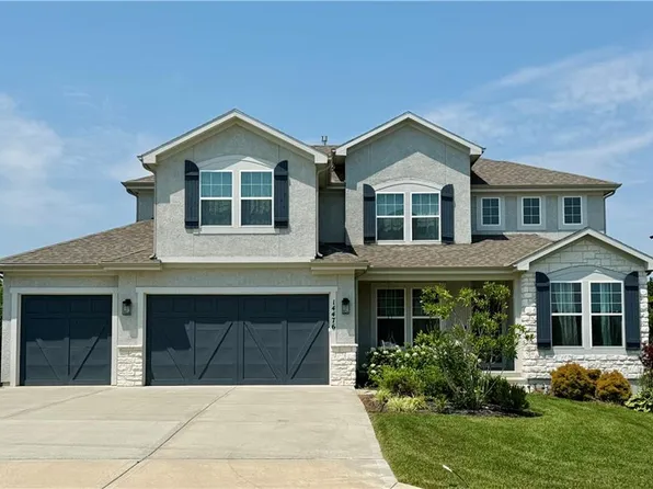14476 S Haskins St, Olathe, KS 66062