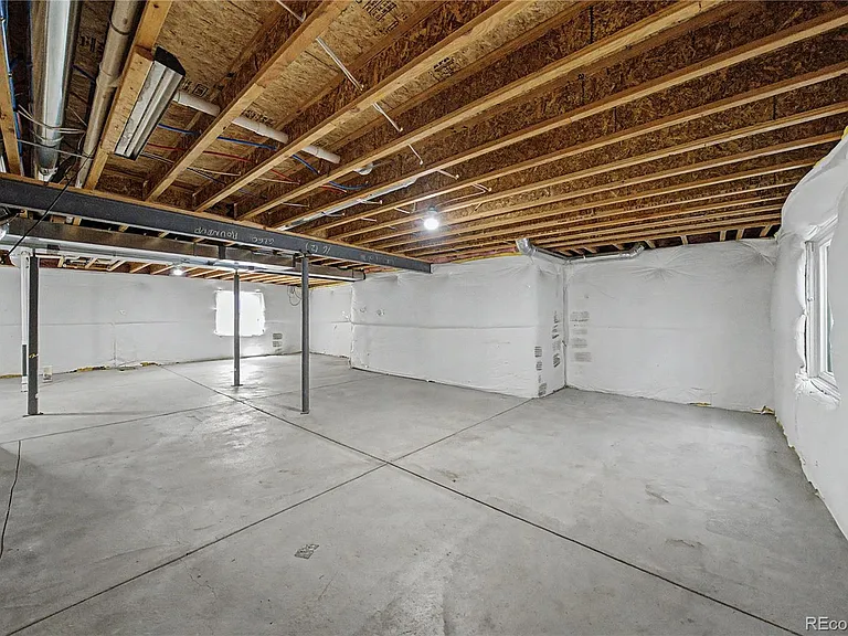 6260 Roundup Butte St — Photo 16