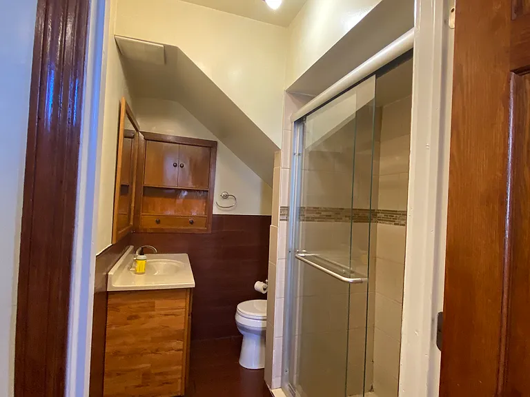 1340 W 19th St #1 — Photo 7