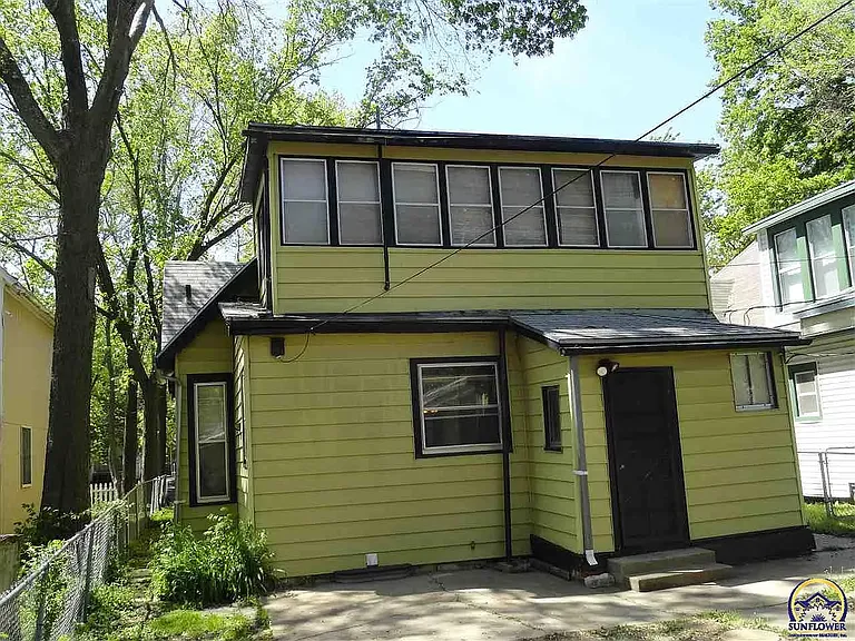 1316 SW Lincoln St — Photo 2