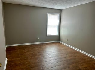 702 Candlewood Dr #1, Berea, KY 40403
