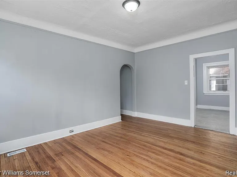 3322 Webb St — Photo 14