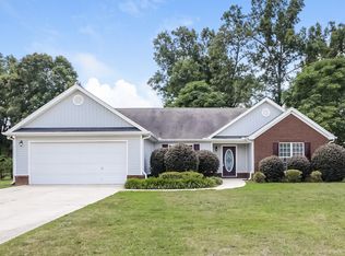 820 Brandon Dr, Winder, GA 30680