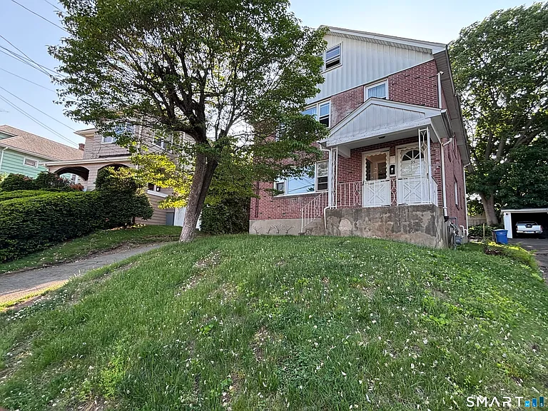 95-97 Grandview Ter — Photo 3