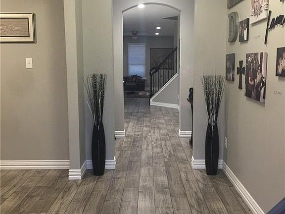 3rd image of 2117 Loreto Dr