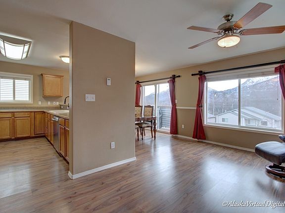 4th image of 20838 Mountainside Dr