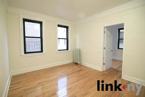 Rented by Link NY Realty | media 24