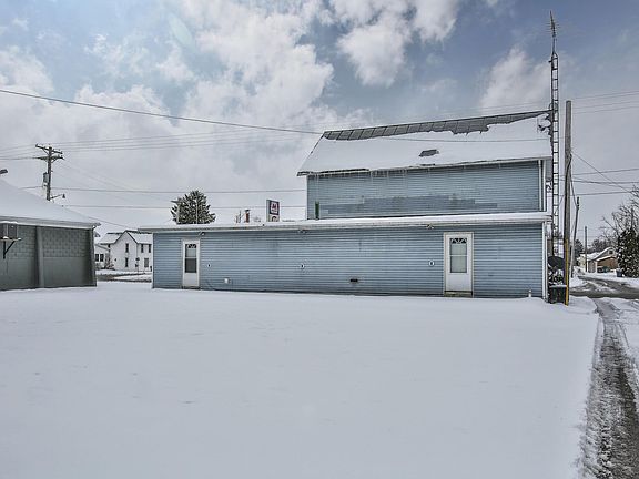 5th image of 108 W Mill St