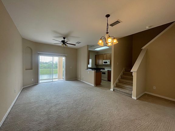 3rd image of 1650 Retreat View Cir
