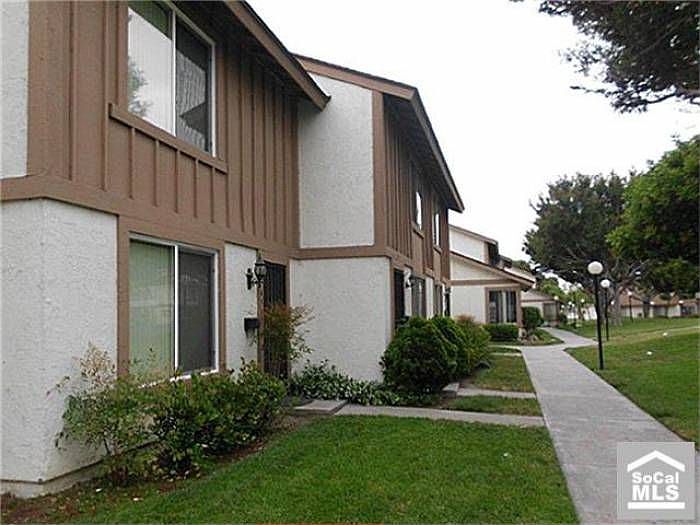 1st image of 450 Carriage Dr #398