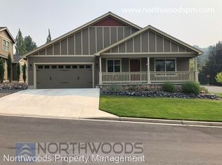 4300 Wolf Run Dr, Medford, OR