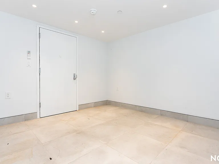 987 Bedford Ave #1F — Photo 11
