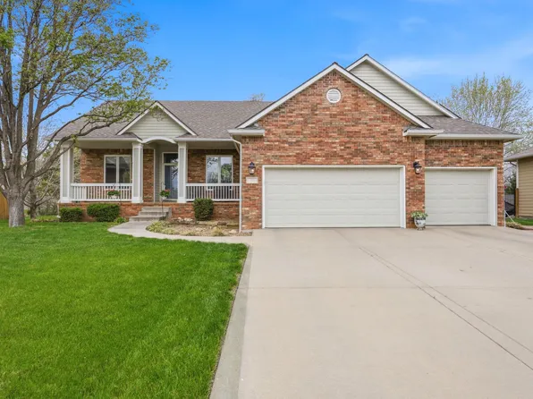 230 S Maple Dunes Ct, Wichita, KS 67235