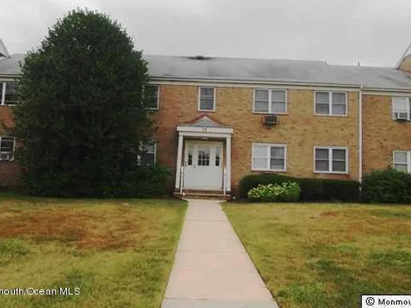 35F Manchester Ct, Freehold, NJ 07728