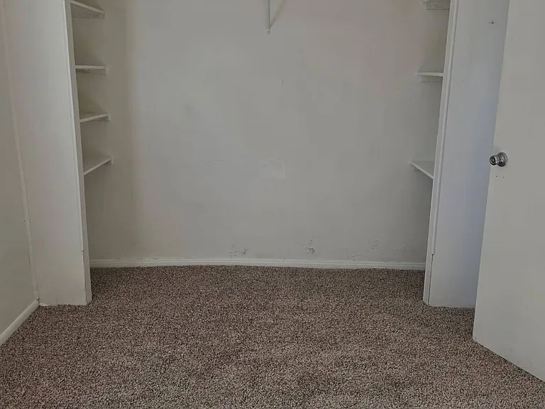 53080 Harrison St — Photo 8