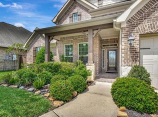 640 Pertonila Ln, Webster, TX 77598