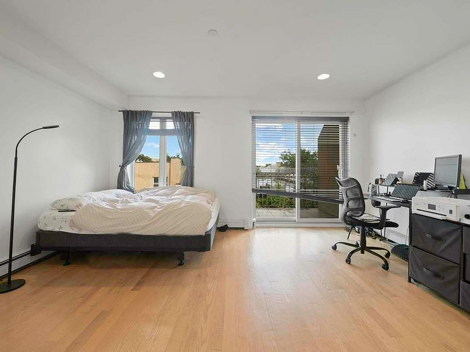1st image of 30-77 38th St #3C