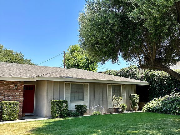 2nd image of 11465 Orange Grove St