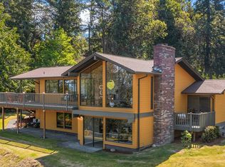 23322 63rd Ave SW, Vashon, WA 98070