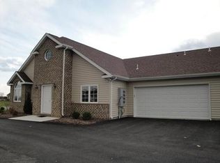 42 Nicholas Dr, Beaver, PA 15009