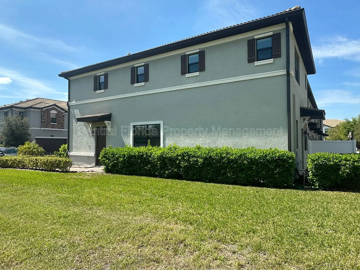 Building Photo - 8501 Arcadia Ln