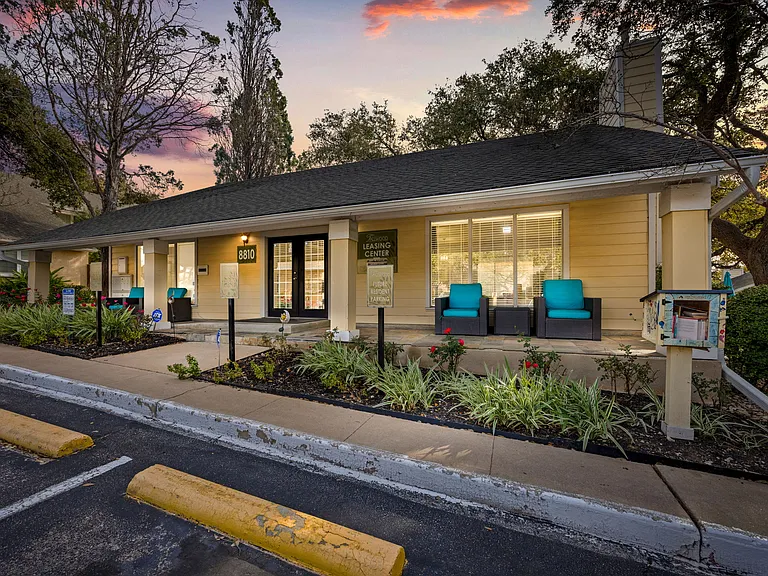 The Arbors at Tallwood — Photo 30