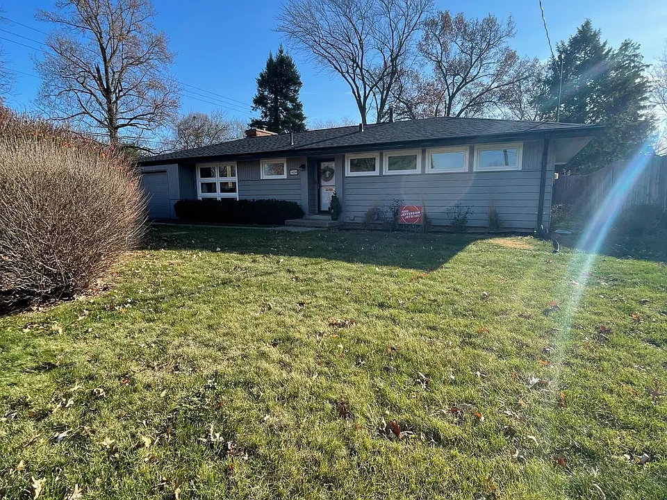 1404 Watrous Ave