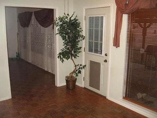 3rd image of 5701 WINDY HOLLOW DR