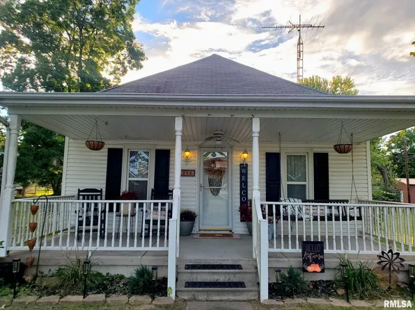 212 N Broadway, Goreville, IL 62939