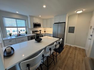 2129 19th St N APT 5, Arlington, VA 22201