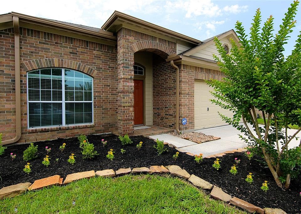 1st image of 479 Oak Chase Dr
