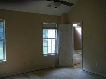 5th image of 131 Willow Ln