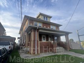 836 W Main St, Palmyra, PA